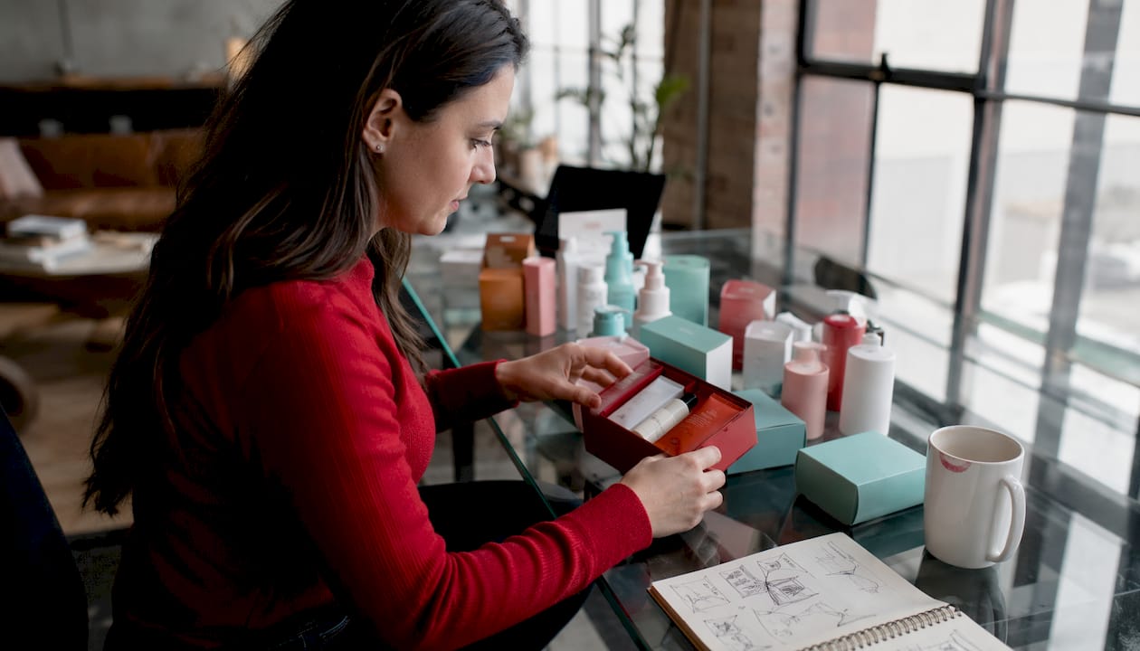 Marketing analyst assembling CPG product bundles
